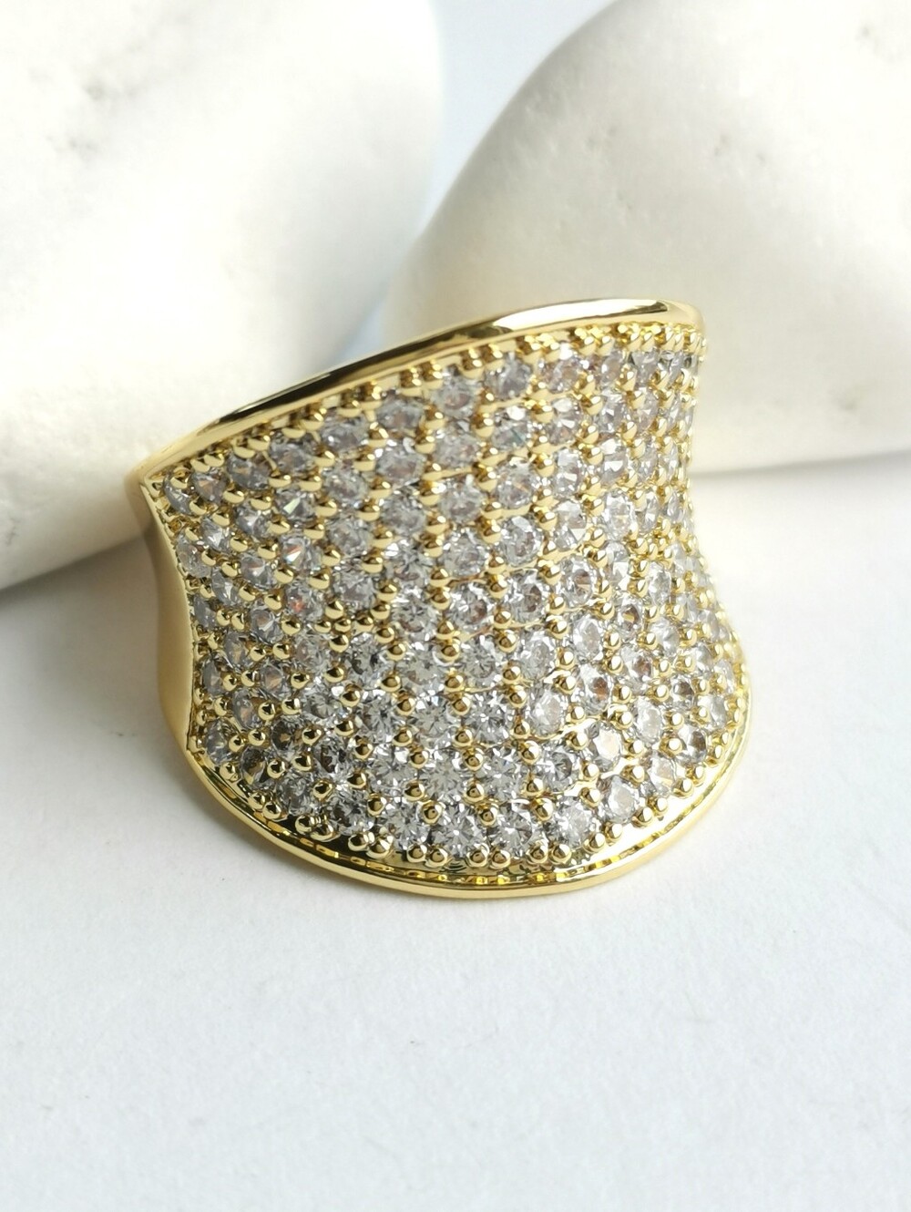 Cz wide band ring 14k Gold Plated Size 8 🆕